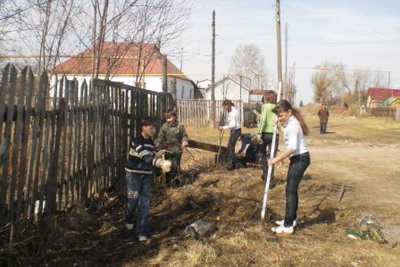11:23 Тимуровский отряд «Феникс» города Шумерли оказывает посильную помощь ветеранам Великой Отечественной войны